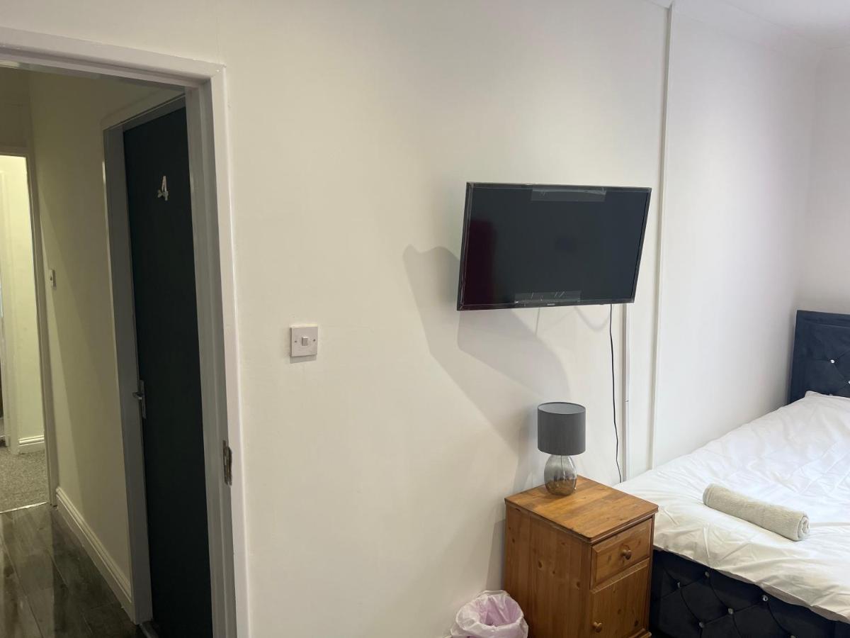 Zams Rooms Stoke-on-Trent Eksteriør bilde